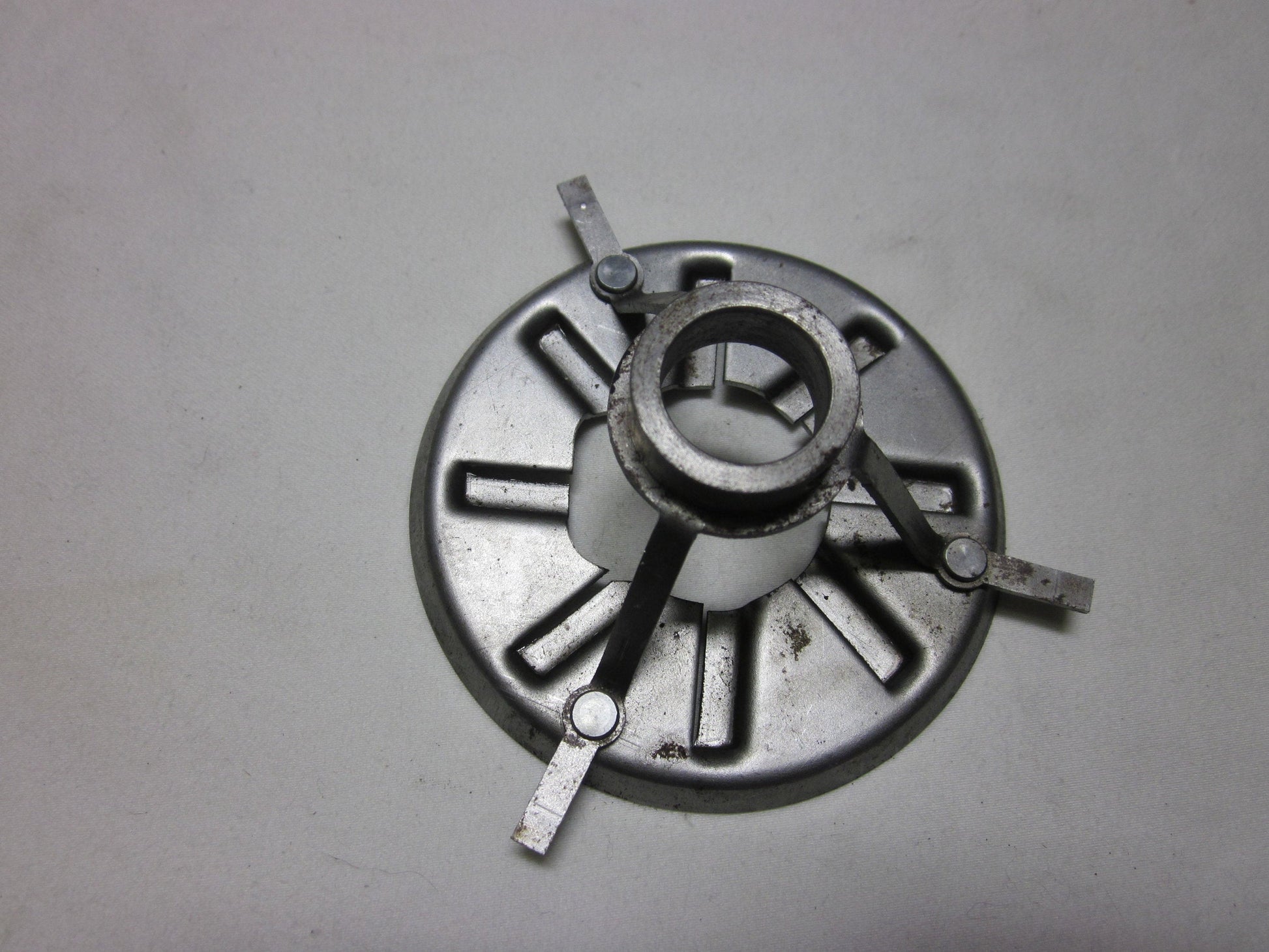 Head- Flame Retention for Energylogic: 04000260